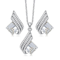 Monemel Swarovski Necklace